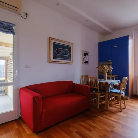 Relax E Terrazza Vicino Al Centro דירה *