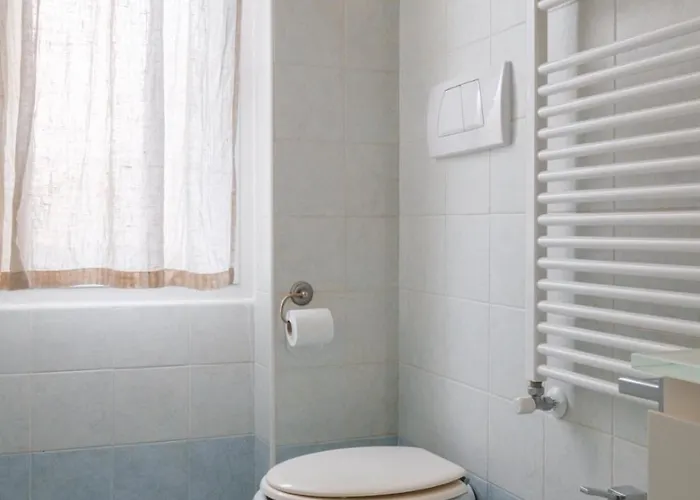 Relax E Terrazza Vicino Al Centro Apartman *